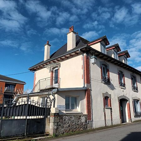 Le Miraillet, gîte Saint-Illide Extérieur photo