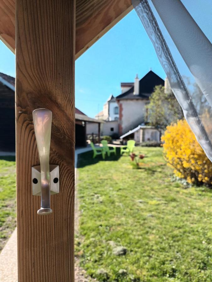 Le Miraillet, gîte Saint-Illide Extérieur photo